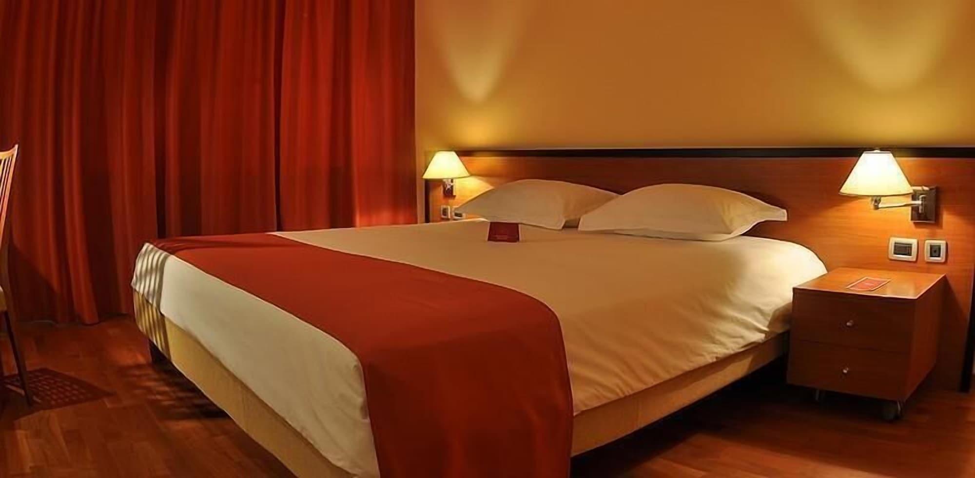Hotel Continental Timisoara Bilik gambar
